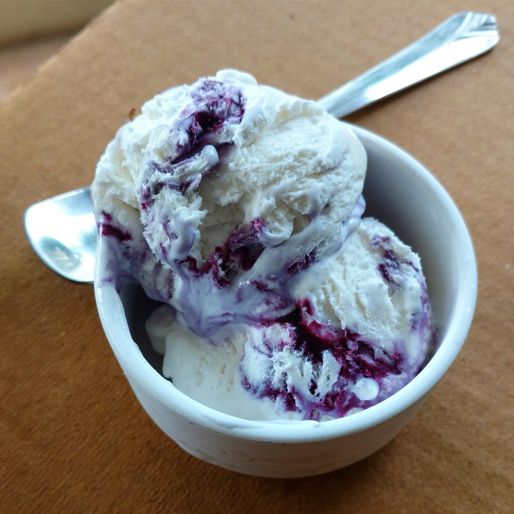blueberry swirl ice cream