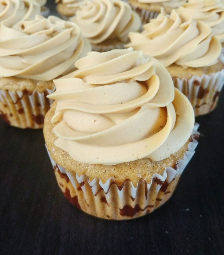 Eggless Coffee Cupcakes - FLOURS & FROSTINGS