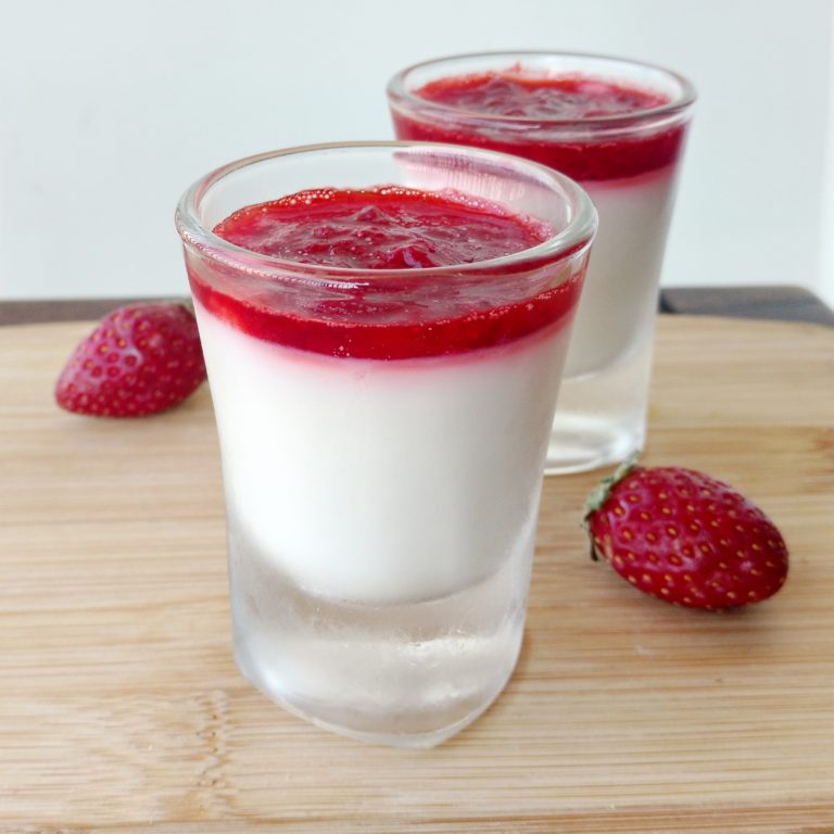 honey pannacotta with strawberry compote