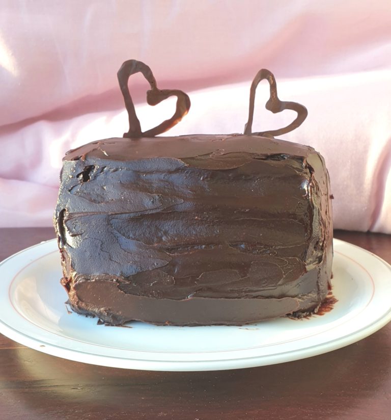chocolate cake for two (small chocolate cake)