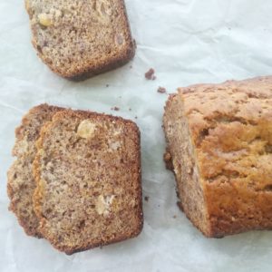 cinnamon raisin banana bread