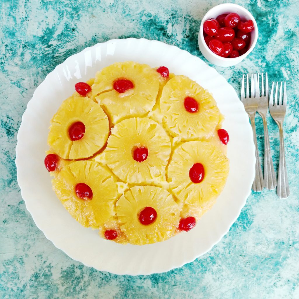 Pineapple upside down cake - FLOURS & FROSTINGS