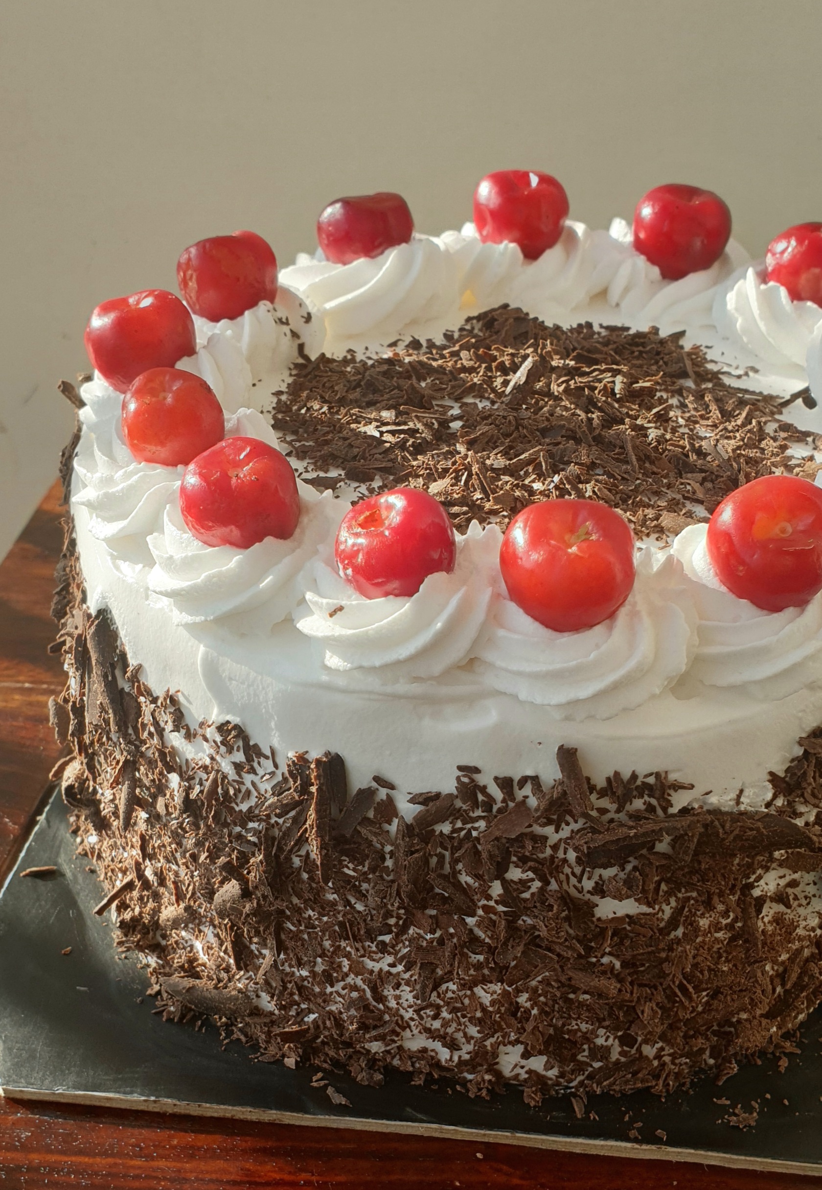 Order Intricate Black Forest Cake Online, Price Rs.595 | FlowerAura-sgquangbinhtourist.com.vn